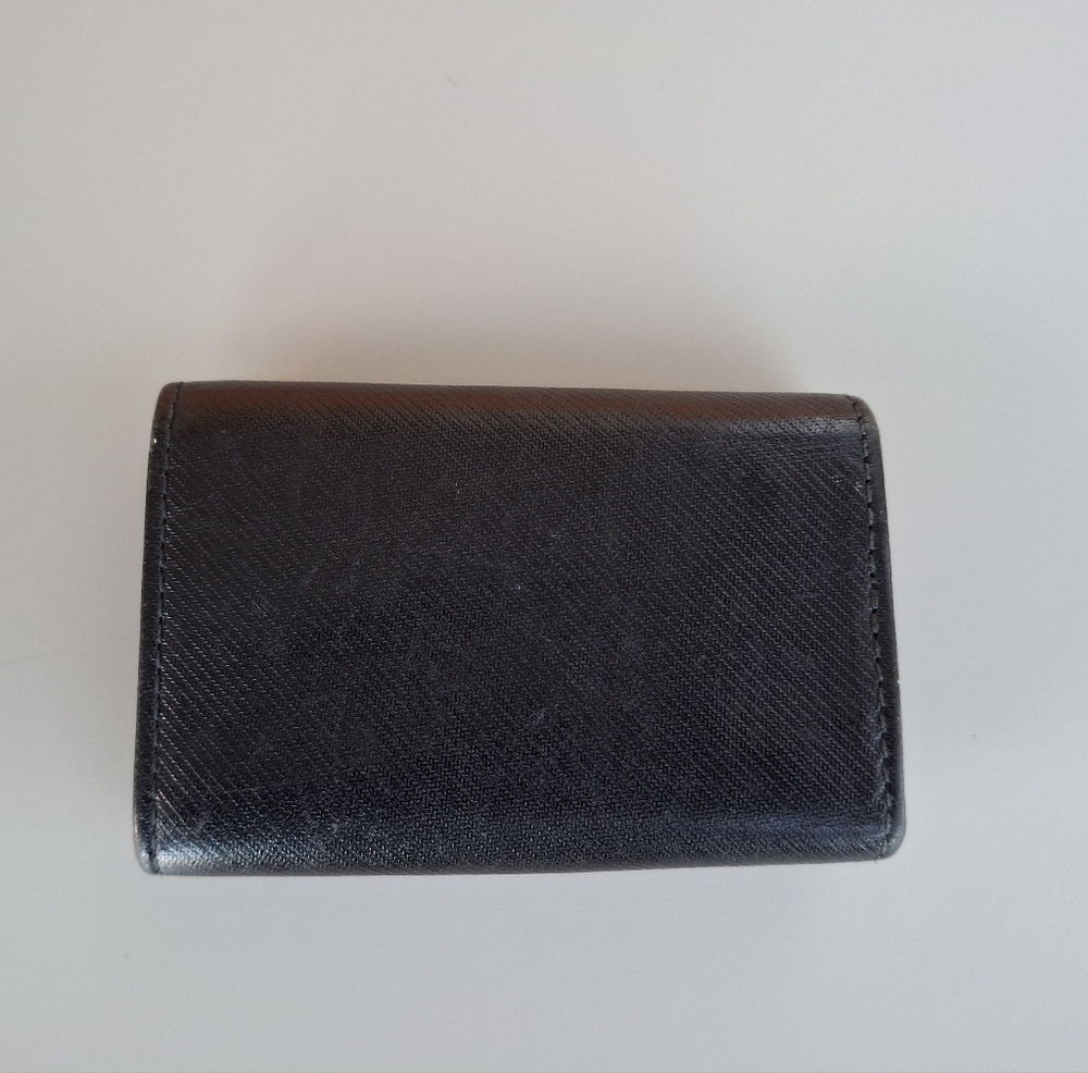 Authentic Gucci - Picture 3 of 13